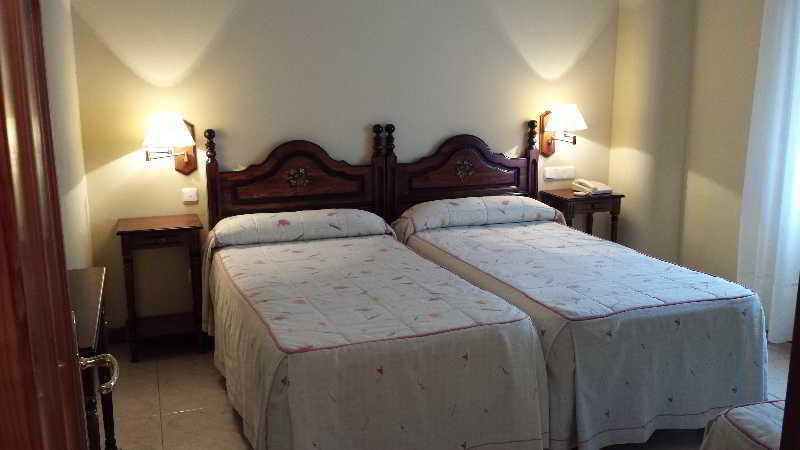 Hotel Cortijo Ларедо Екстер'єр фото