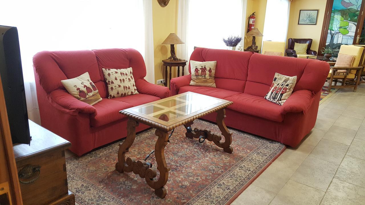 Hotel Cortijo Ларедо Екстер'єр фото
